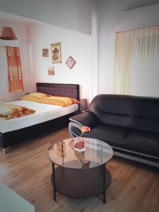 Motel - Hôtel Inter-Alp à St-Maurice Saint-Maurice Buitenkant foto
