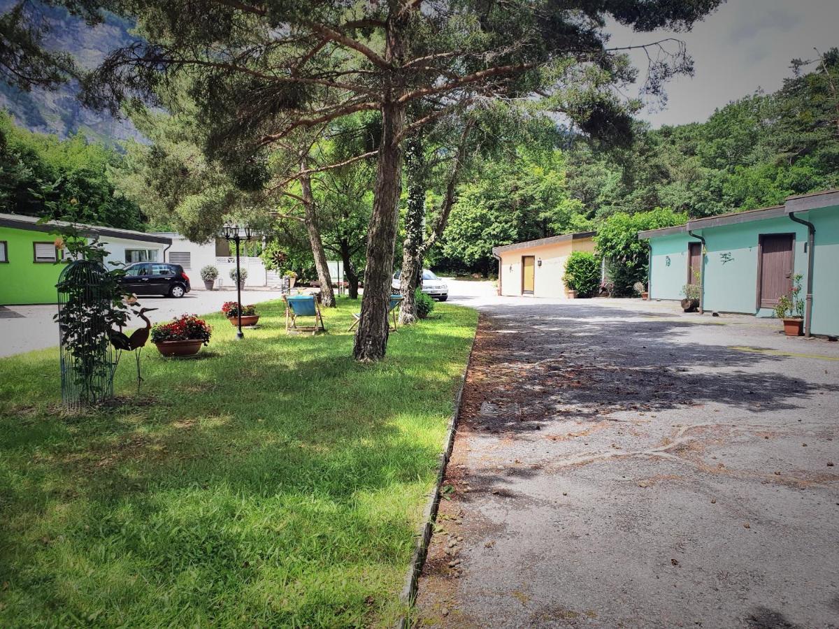 Motel - Hôtel Inter-Alp à St-Maurice Saint-Maurice Buitenkant foto