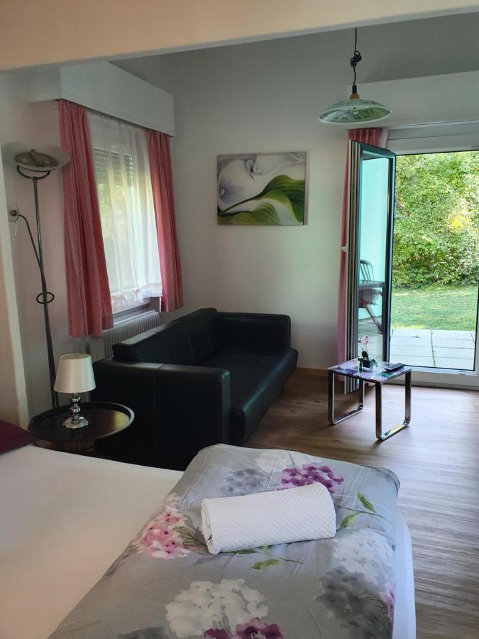 Motel - Hôtel Inter-Alp à St-Maurice Saint-Maurice Buitenkant foto